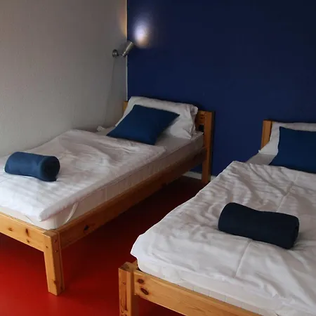 H9 Xl Am Zeltplatz Rerik *