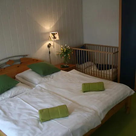 H9 Xl Am Zeltplatz Rerik Neu Gaarz